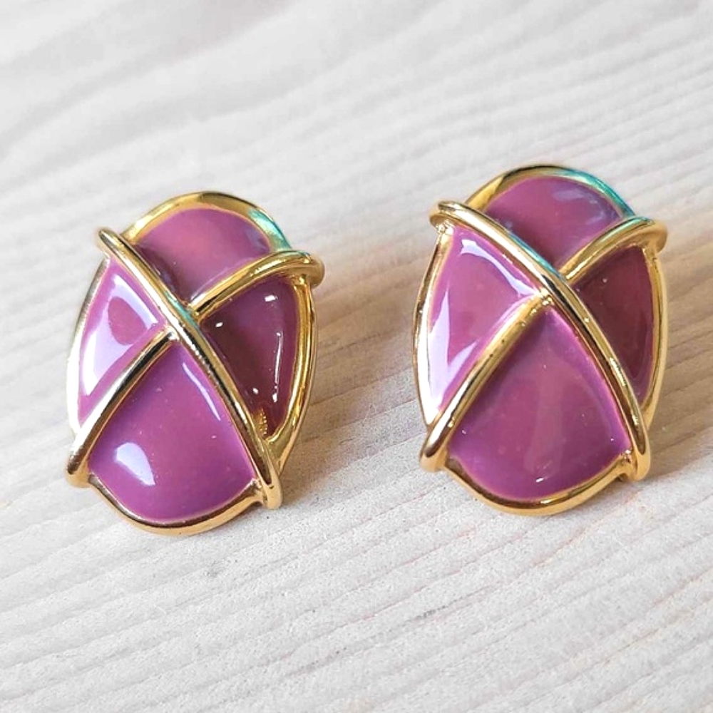 Vintage Thick Gold Crossed Lines Plum Color Enamel Earrings